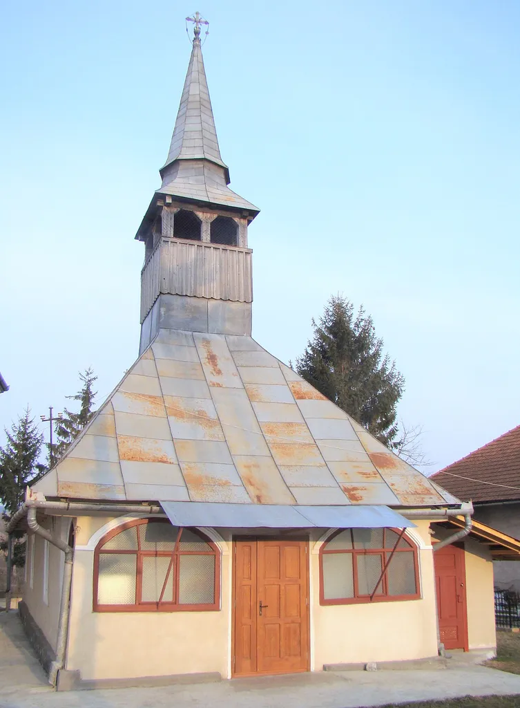 Biserica de lemn greco-catolică din Iara
