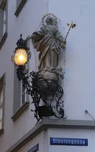 Straßenbeleuchtung Blasiusgasse 9 in Würzburg