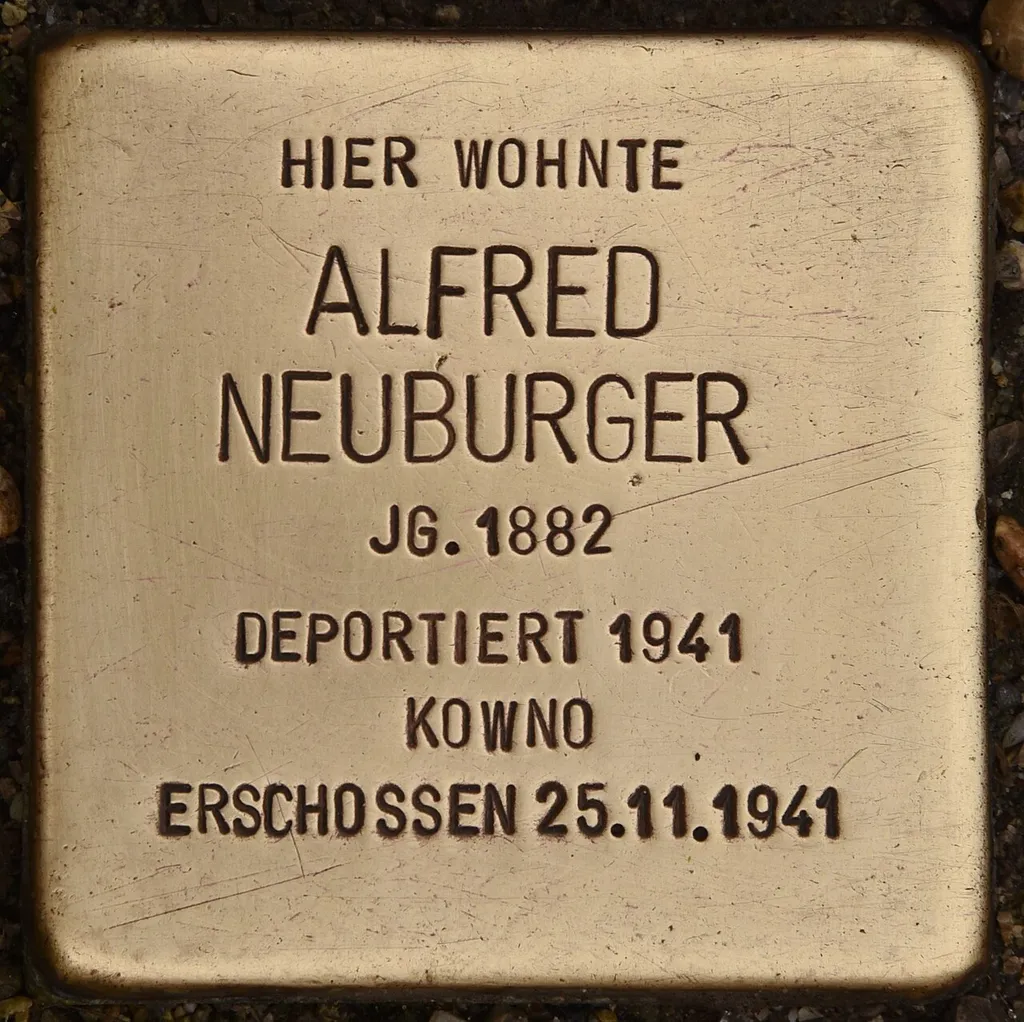 Stolperstein für Alfred Neuburger