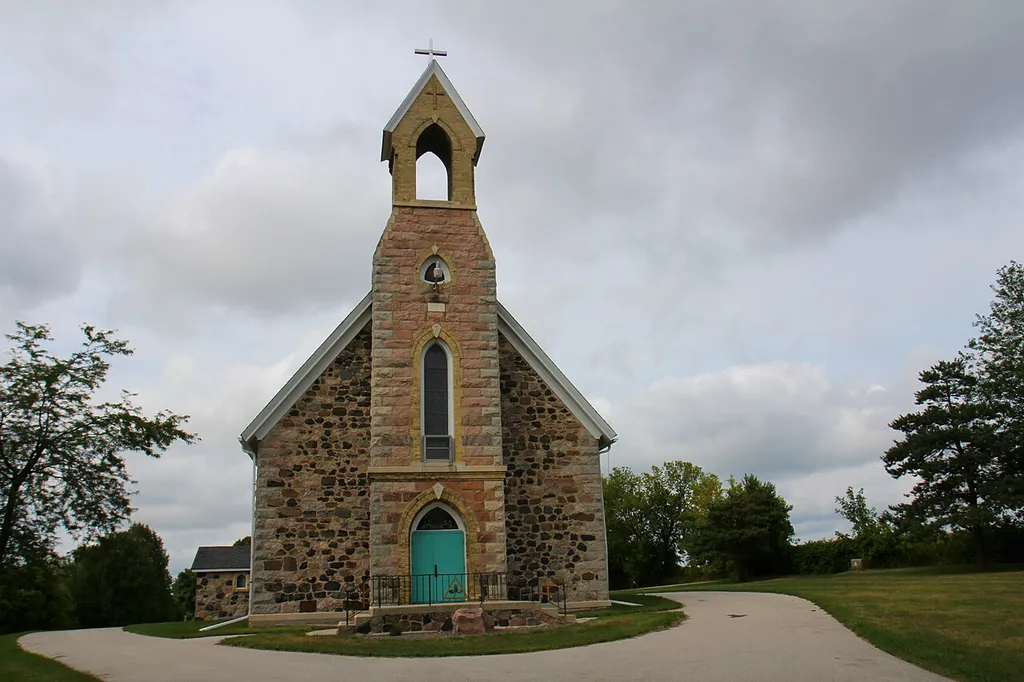The front of the St. Patrick's Roman Catholic Church
