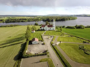 Udnes Church