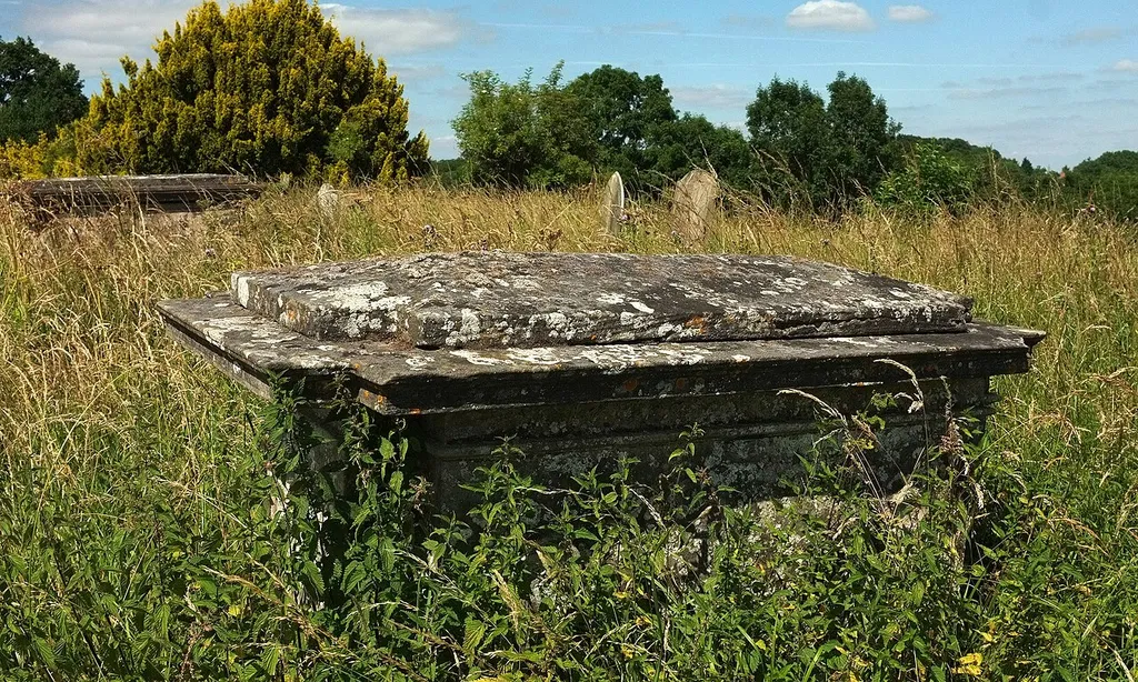 Chest tomb, St Mary's churchyard, Monmouth