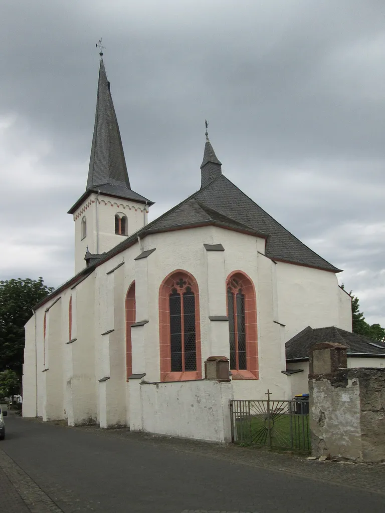 Wallfahrtskirche Mater Dolorosa in Driesch, spätgotische Einstützen-Hallenkirche, erbaut 1478-1496