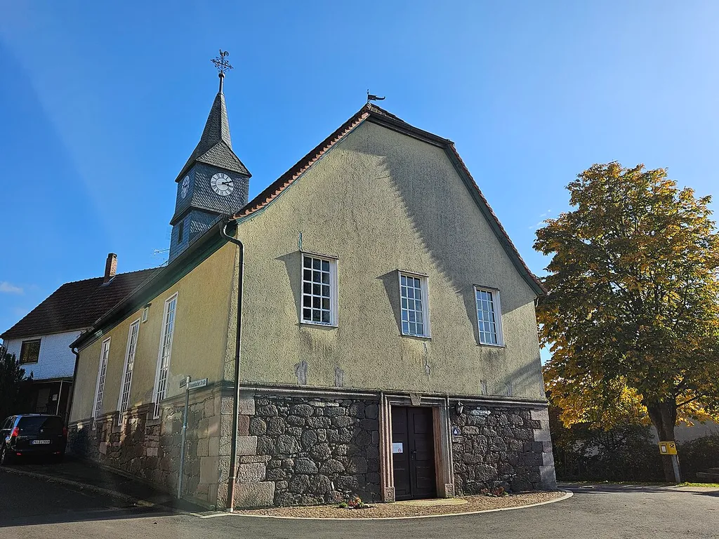 Außenansicht der Evangelischen Kirche Breitenbach