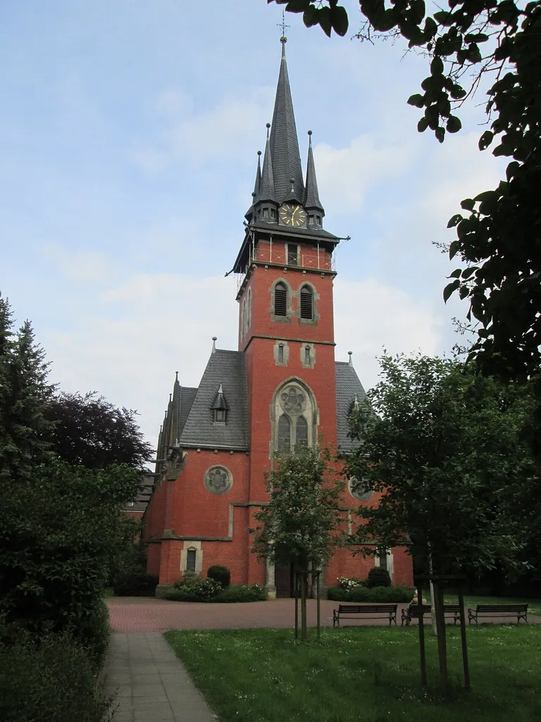 Kirche des Stephansstifts (Haupteingang) - Hannover-Kleefeld Kirchröder Straße 44
