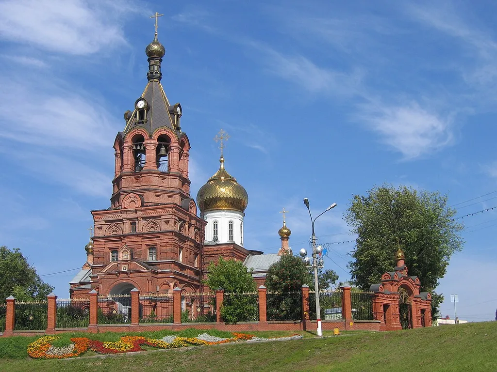 Kathedrale der Dreifaltigkeit in Ramenskoje, Russland