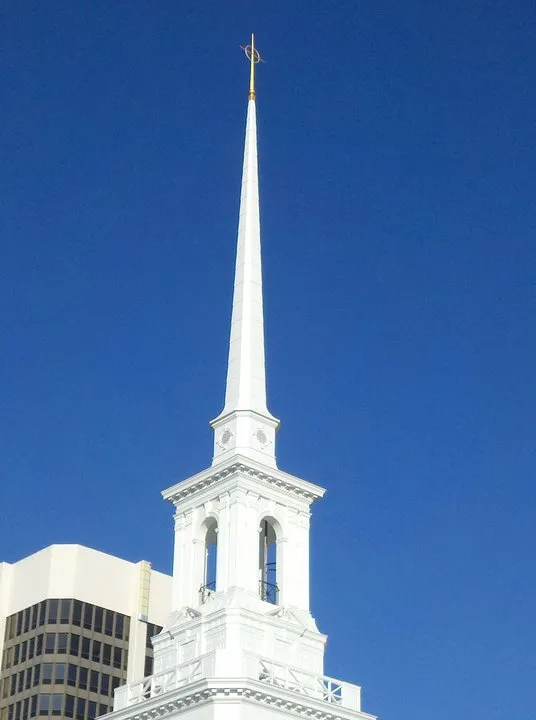 Photograph of First United Methodist Church of Orlando's steeple.