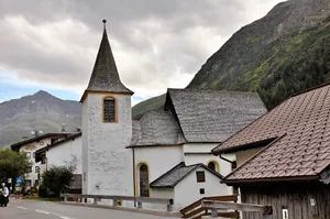 Kath. Pfarrkirche in Plangeross