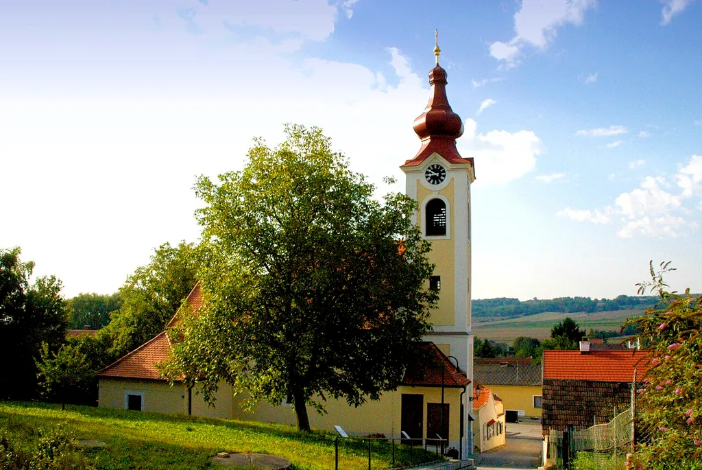 Pfarrkirche zur hl. Anna in Oberfellabrunn, Gemeinde Hollabrunn