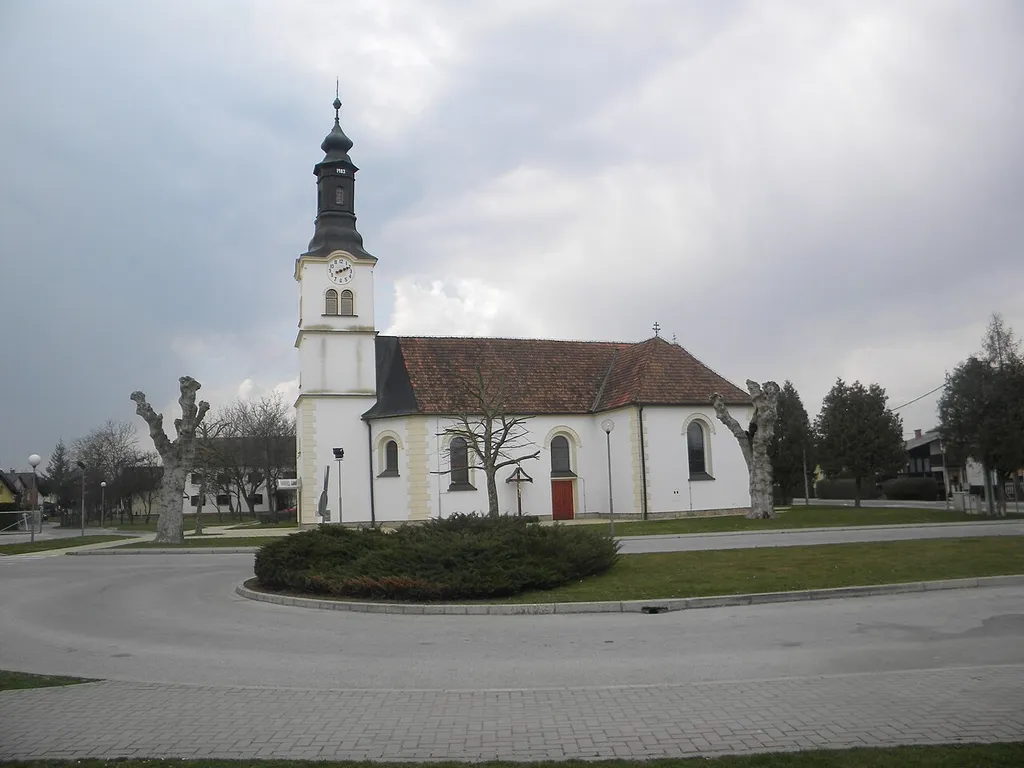 Cerkev sv jožefa v cankovi