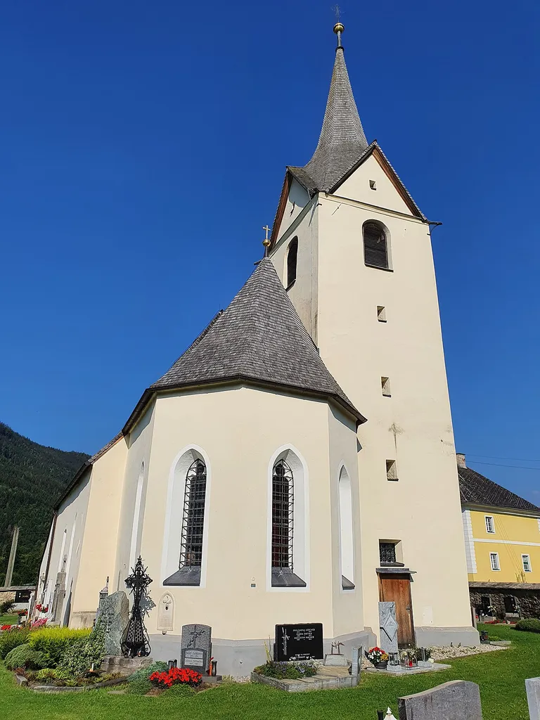 Kath. Pfarrkirche hl. Jakob der Ältere und Friedhof