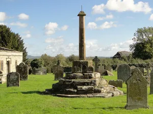 Churchyard cross in St George's churchyard