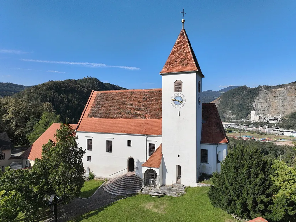 South-southwest view of the parish church in Deutschfeistritz.