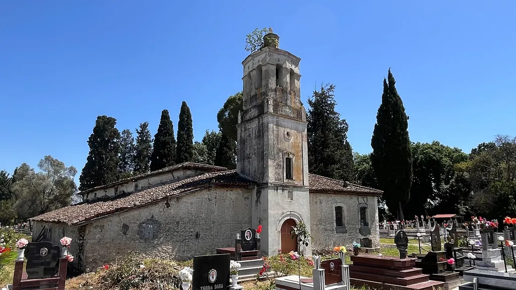 Kisha e Shën Kollit, Krutje e Sipërme