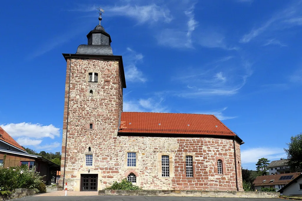 Die evangelische Pfarrkirche zu Datterode gehört zu den ältesten Kirchen im nordhessischen Werra-Meißner-Kreis. Das an erhöhter Stelle im ursprünglichen Ortszentrum errichtete Gebäude ist das Gotteshaus der evangelischen Gemeinde in Ringgau-Datterode, die in einem Kirchspiel mit der benachbarten Kirchengemeinde Röhrda verbunden ist. Der im Kern romanische Bau wurde in der Spätgotik und auch später mehrfach verändert. Als besonders bedeutend gelten die freigelegten und größtenteils wiederhergestellten Wandmalereien, die nach der Reformation übertüncht werden mussten und eine Vorstellung von der Ausstattung einer spätmittelalterlichen Dorfkirche vermitteln. Wegen ihrer künstlerischen, geschichtlichen, wissenschaftlichen und baulichen Bedeutung ist die Kirche ein geschütztes Kulturdenkmal.