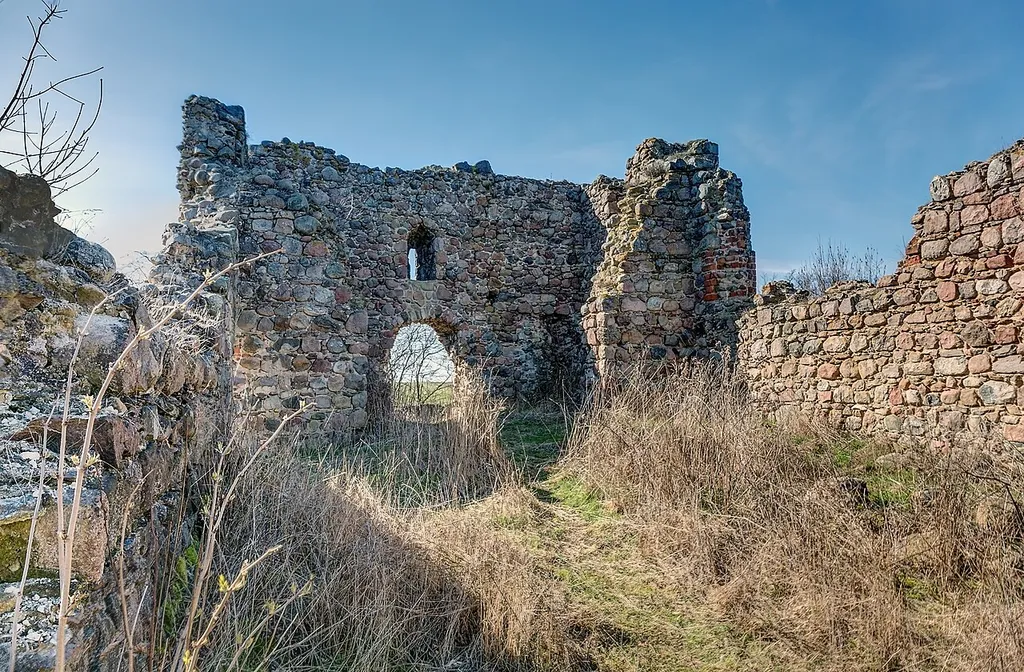 Wüste Kirche Rittgarten, Blick auf die Westseite der Ruine