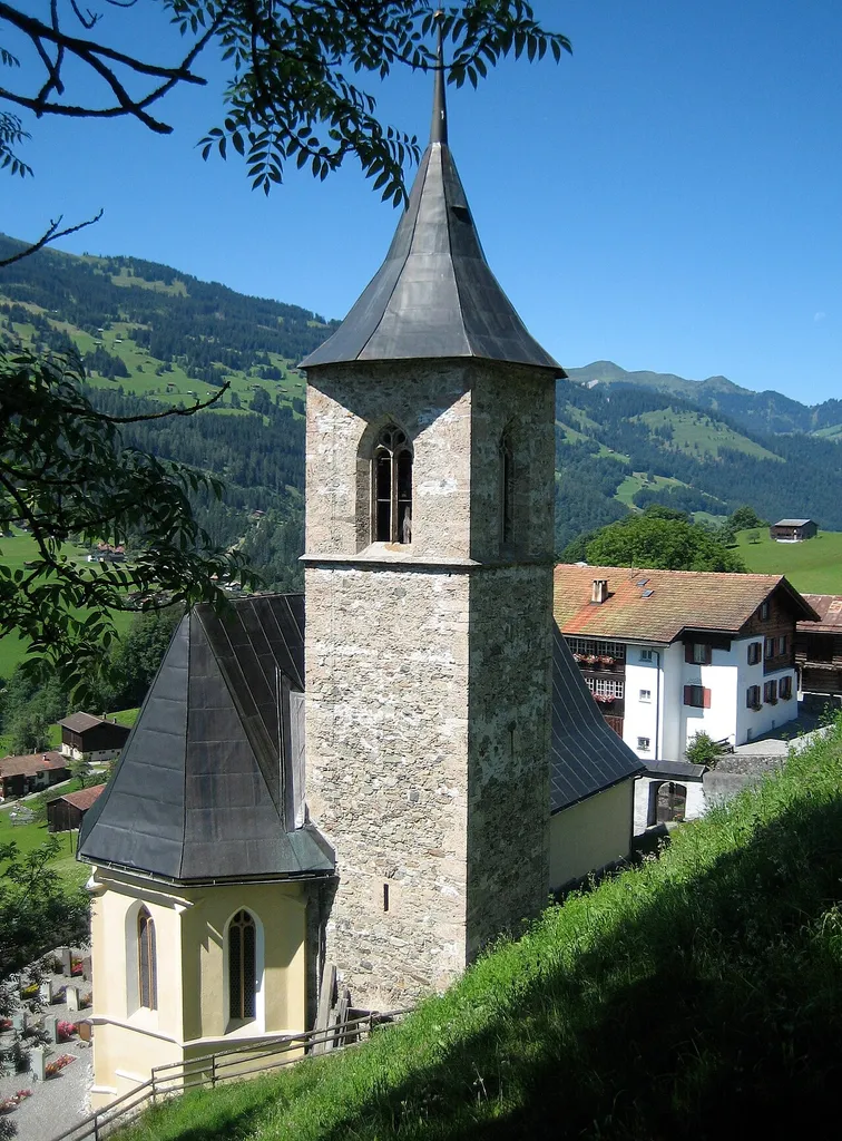 Kirche in Luzein GR