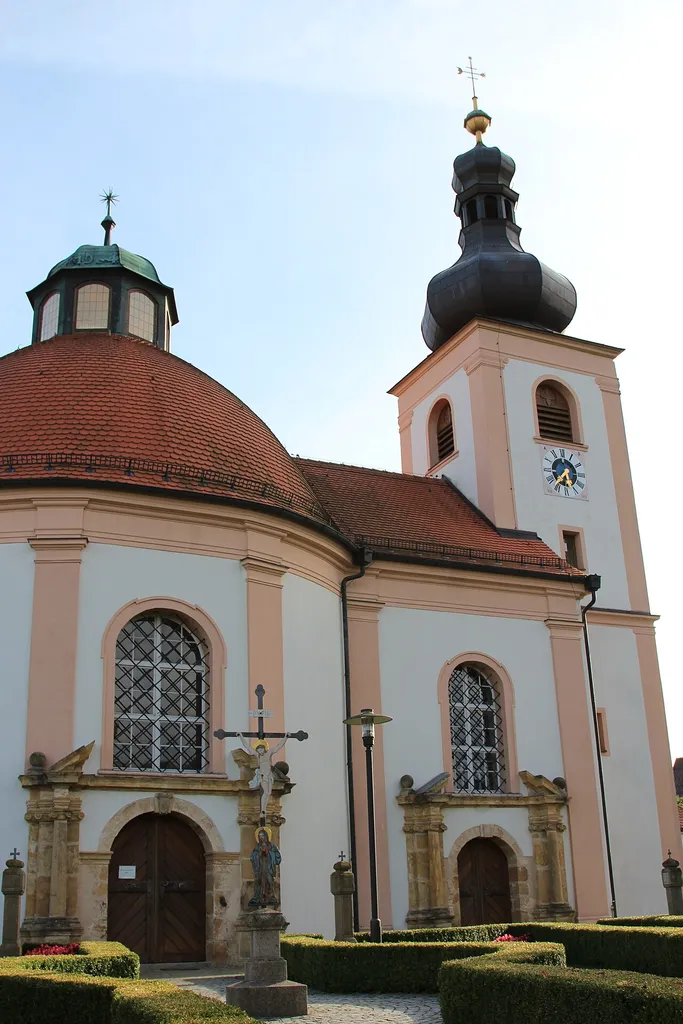 Katzdorf, Neunburg vorm Wald, Landkreis Schwandorf, Oberpfalz, Bayern; Die barocke Wallfahrtskirche Mater Dolorosa in Katzdorf gehört zu den ältesten Marienwallfahrten des Bistums Regensburg.