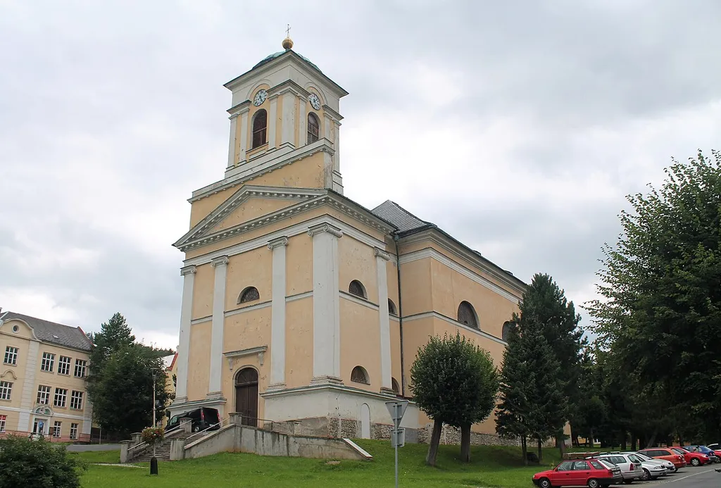 Kostel sv. Michala, nám. Sv. Michala, Vrbno pod Pradědem, okres Bruntál
