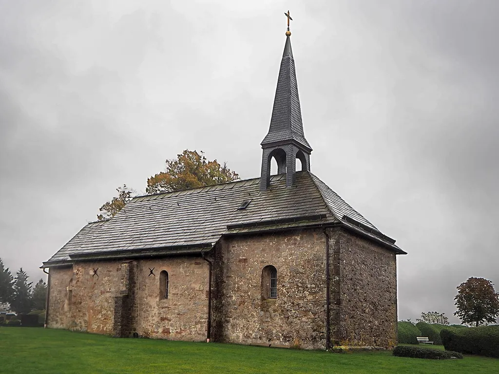 Die Hattenser Kirche in Ottenstein (Niedersachsen)