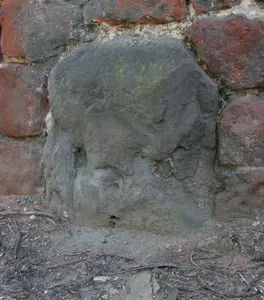 Milestone, 50m S railway bridge on bend, N of Holbeche House driveway