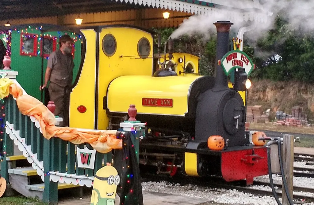 Steam Locomotive Dame Ann in Pumpkin Patch Express livery.