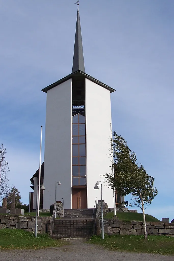 Såner kirke, Hølen, Akershus, Norway