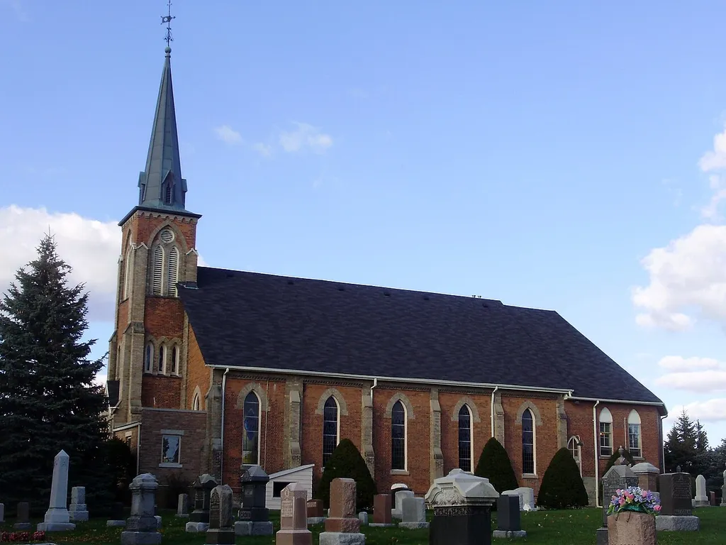 The historic Knox United Church at the intersection of Sheppard Avenue East and Midland Avenue in the Agincourt neighbourhood of Scarborough, Ontario, Canada.