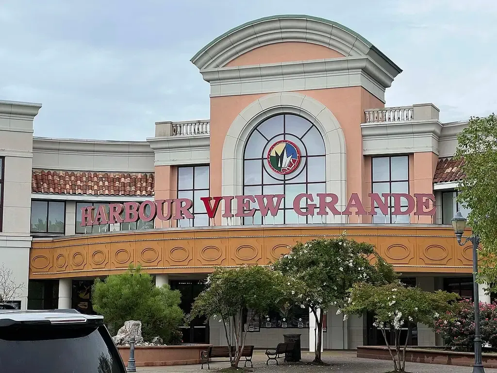 Harbour View Grande Stadium 16