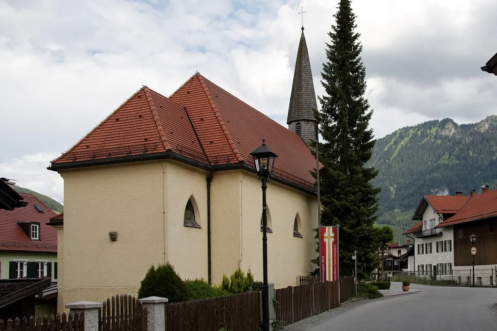 Evangelisch-Lutherische Kreuzkirche in Oberammergau