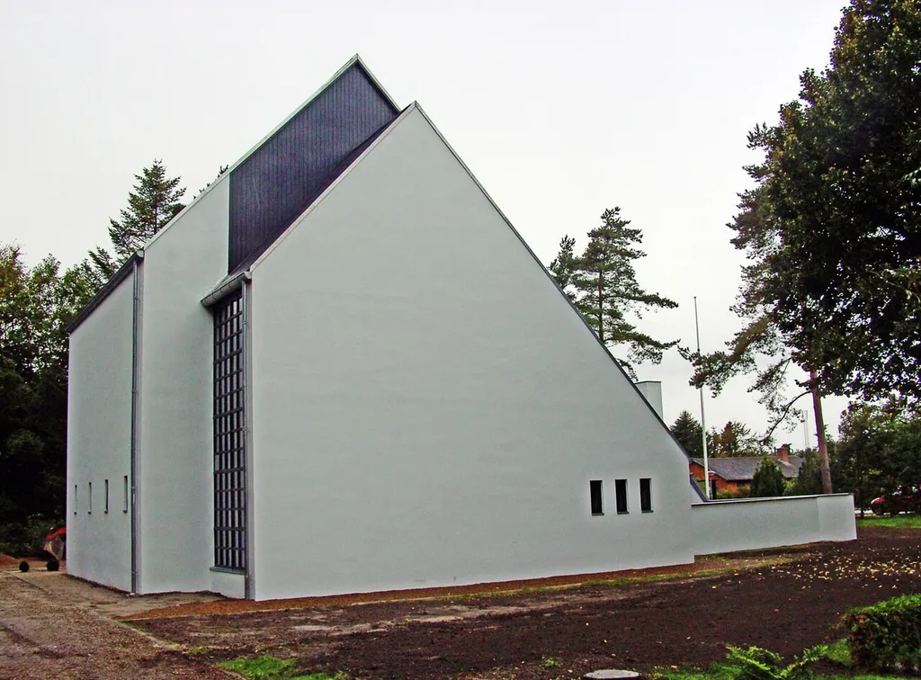 fra øst