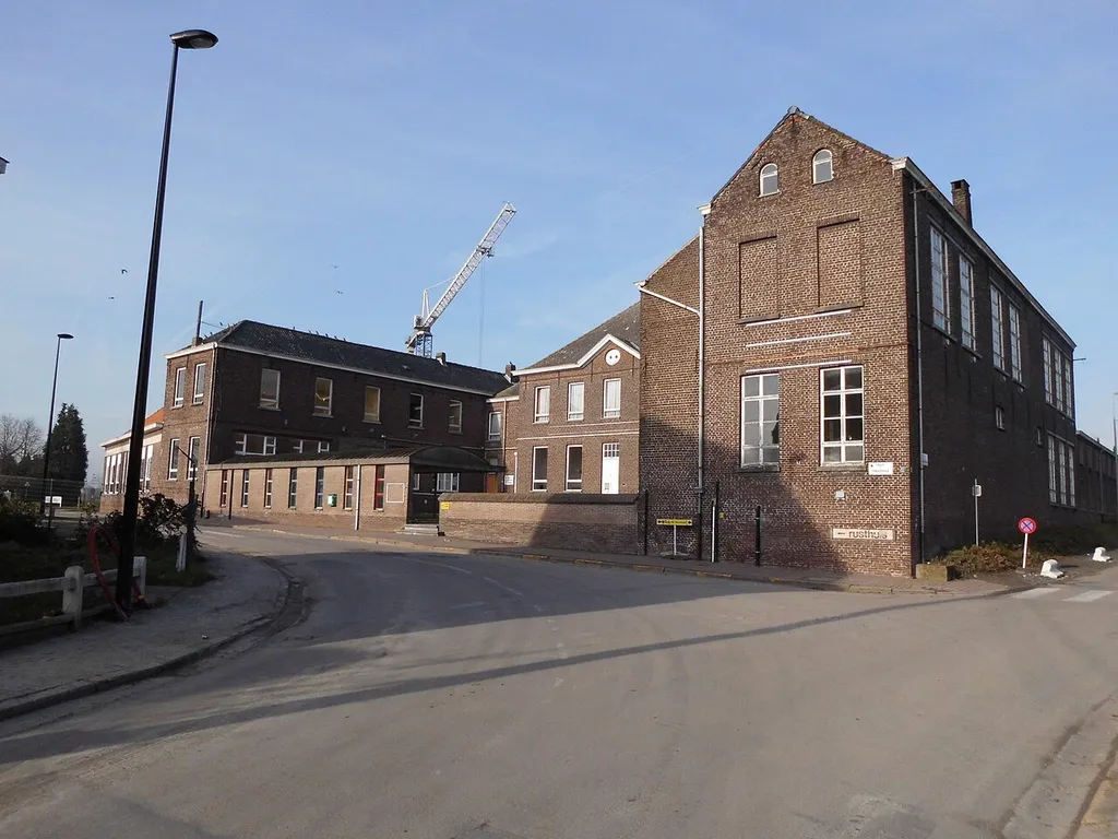 Uitbreiding van het bejaardentehuis van het voormalig klooster - Onderdale - Ursel - Knesselare - Oost-Vlaanderen - België
