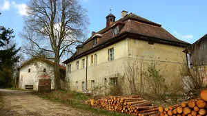 Polanten Castle Outer Ward Farm