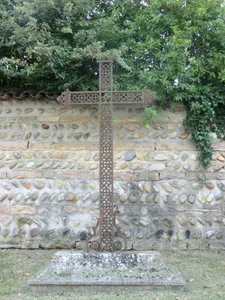 North-east cross of the Saint-Maurice church of Saint-Maurice-de-Beynost