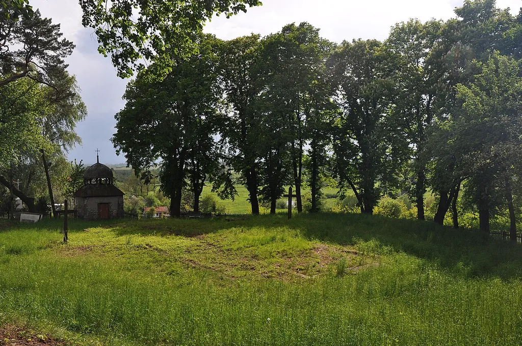 Церква (дер.; можливо, згоріла), с. Бортники,