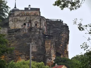 Sloup Castle