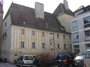 Gewerbehausgasse 4