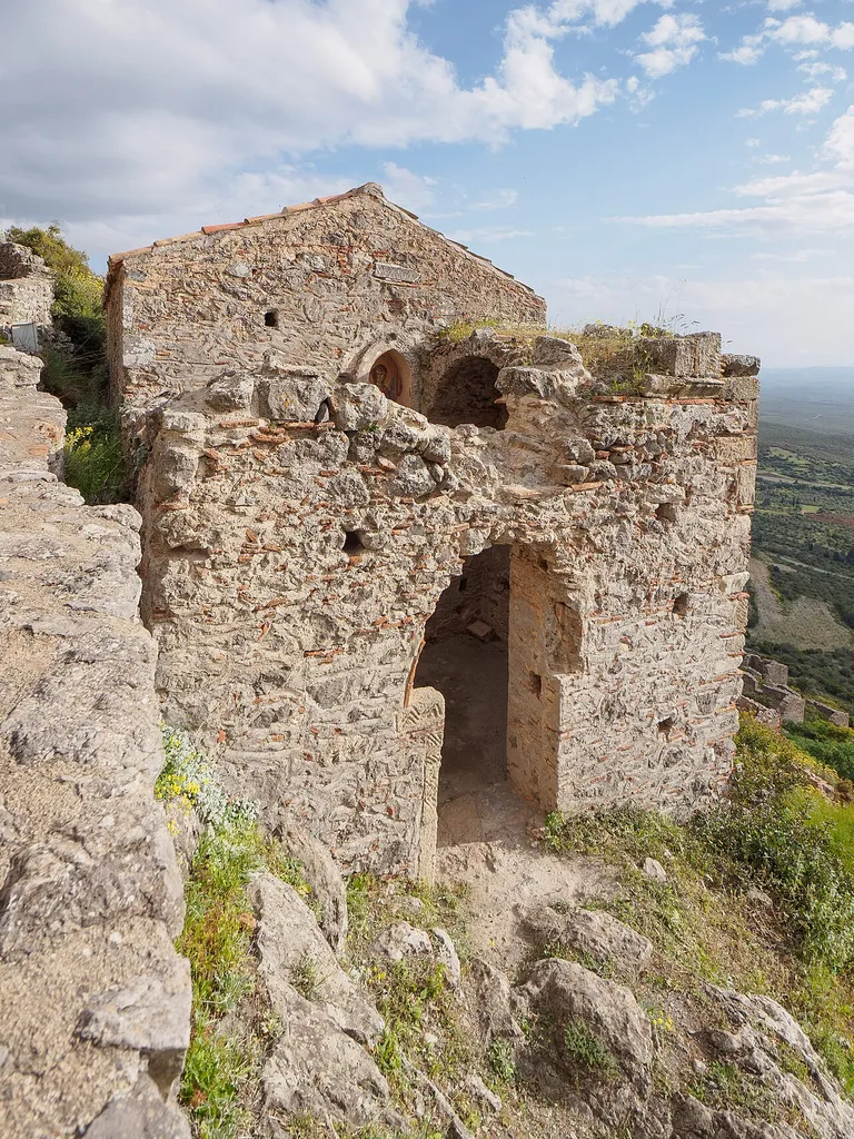 Church of Zoodochos Pigi, Geraki castle.