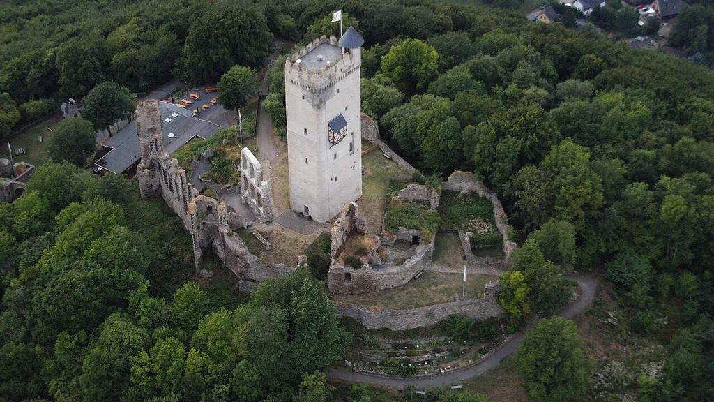 Burg Olbrück: Luftaufnahme