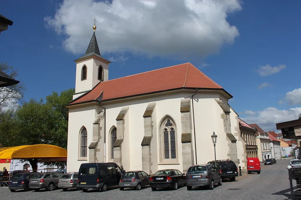 pohled na kostel z jihovýchodní strany