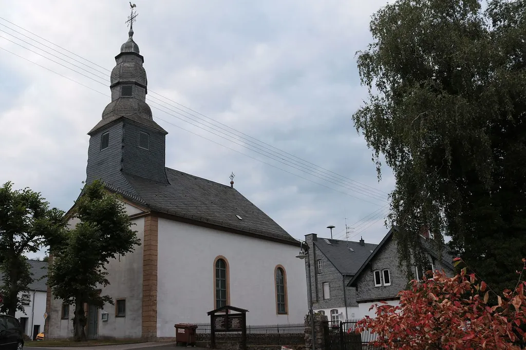 Allenbach Evangelische Kirche Südansicht
