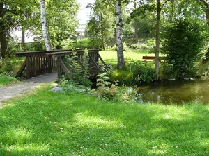 Turmhügelburg Tauperlitz
