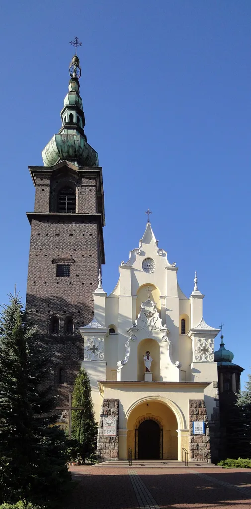 Kościół św.Antoniego w Wojkowicach (widok od strony ulicy Sobieskiego).