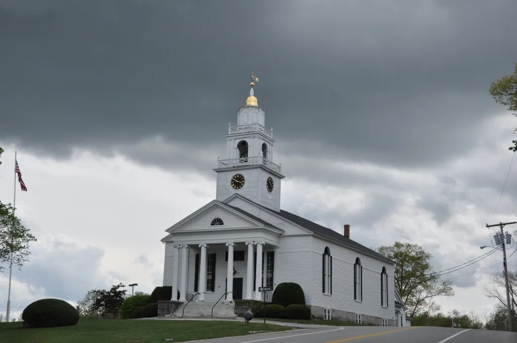 The Bedford Presbyterian Church — in Bedford, New Hampshire. Built in 1832, on the National Register of Historic Places.