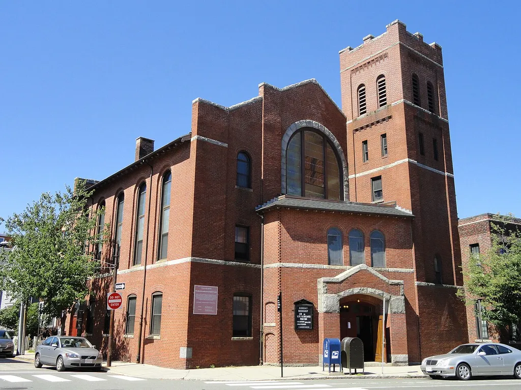 Massachusetts Avenue Baptist Church, 146 Hampshire Street, Cambridge, Massachusetts, USA.