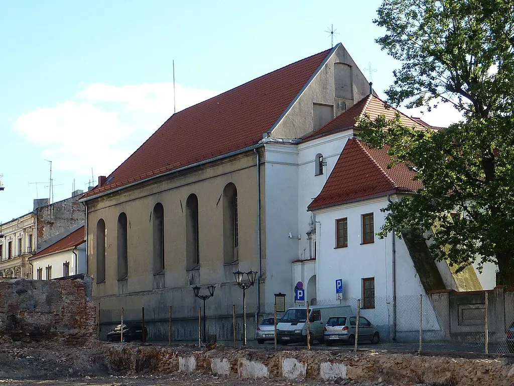 Kościół Matki Bożej Śnieżnej (dominikanek) w Piotrkowie Trybunalskim.