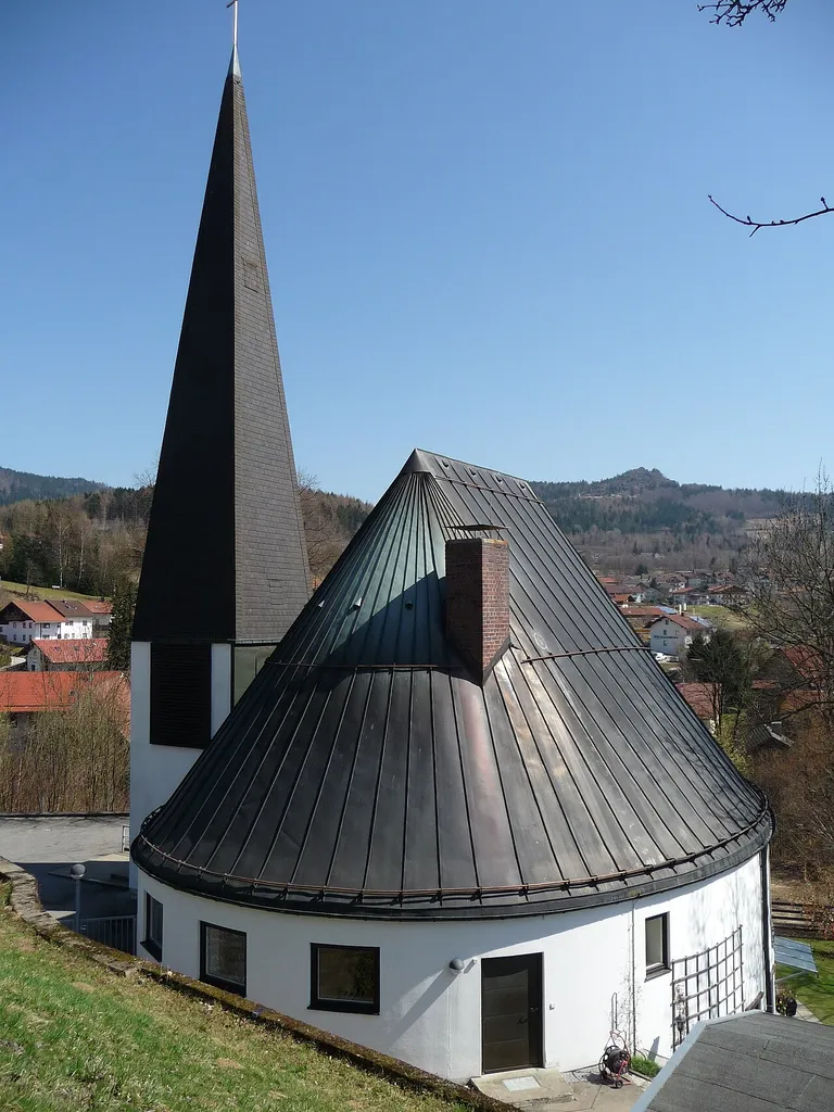 Die evangelische St. Johanneskirche in Bodenmais