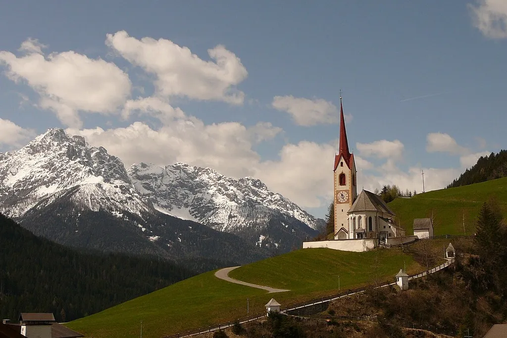 This media shows the cultural heritage monument with the number 15095 in South Tyrol. (Wikidata) This media shows the cultural heritage monument with the number 15096 in South Tyrol. (Wikidata)