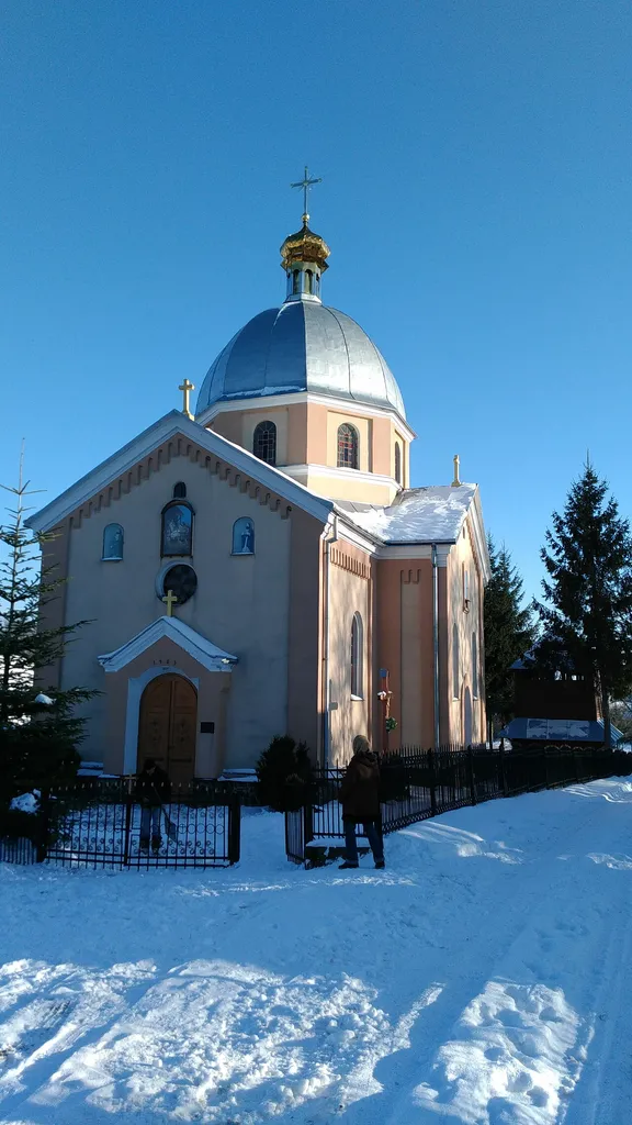 Церква у селі Бертишів