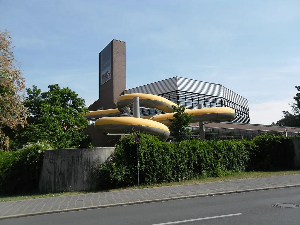 Südstadtbad Nürnberg Ecke Allersberger Straße Gudrunstraße